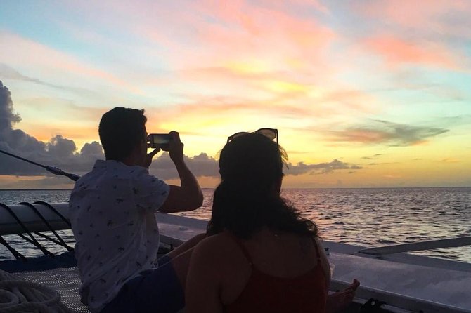 2 Hour Champagne Sunset Cruise from Grace Bay, Providenciales (Adult Only) - Drinks and Snacks: What’s Included, and What You Really Get for the Money