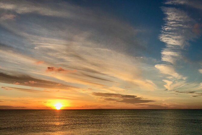 3 hour Glow Worm Sunset Cruise from Providenciales - Drinks, appetizers, and the party vibe on board