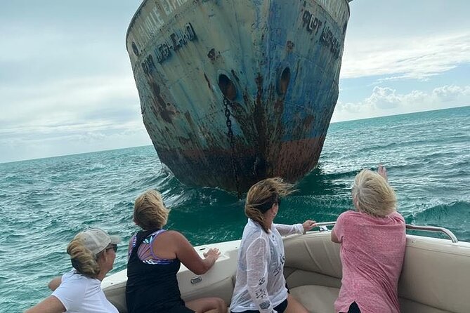 3 Hours Private Charter Tour Turks and Caicos - Grace Bay Beach time: cruise, turtles and dolphins, snorkeling, tubing