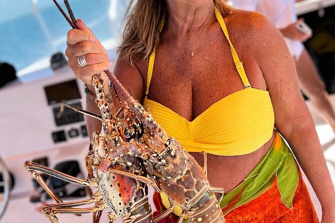 4HR-Private Half-Day Exploration in Gracebay - Conch shell hunting and conch ceviche on board
