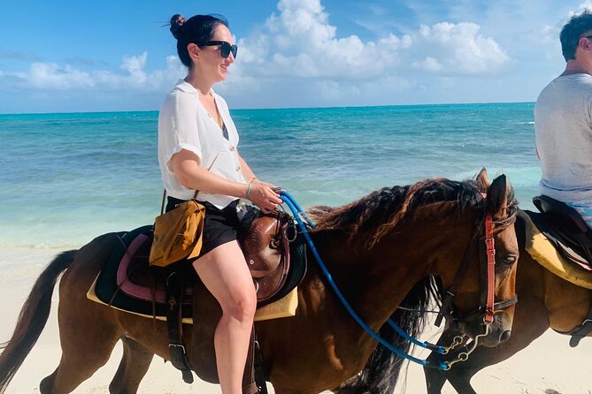 60-Minute Private Horseback Riding Experience in Turks and Caicos - How the Tour Vibe Works: Tranquil, Private, and Guide-Led