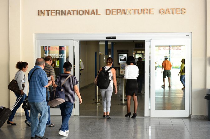 Airport Fast Track Departure Service - SkyPass Caribbean - The lounge issue: what is not included