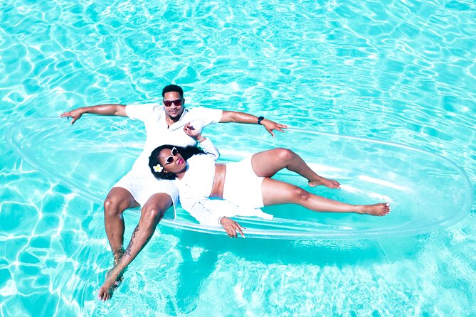 Couples Clear Kayak PhotoShoot Grand Turk Island - Poses, Positioning, and That Director-In-the-Water Help