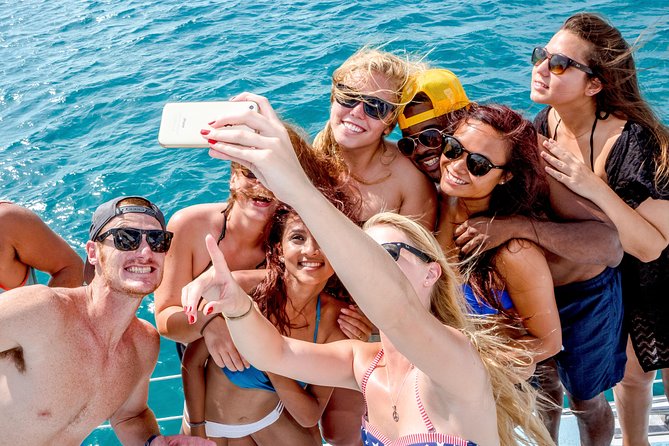 Family Catamaran & Snorkeling Cruise Turks & Caicos - On-Board Snacks, Unlimited Drinks, and the Live DJ Feel