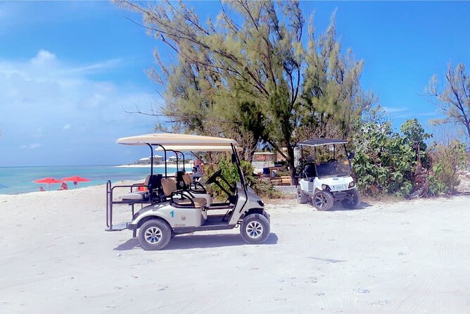 Fun day at Private Beach Bar&Grill/Grand Turk - Guided kayak tour: a short paddle with structure