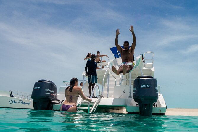 Half Day Private Boat Tour in Caicos Island - Grace Bay Beach and Reef Time: Snorkeling, Cruise Views, and Secluded Shore Moments