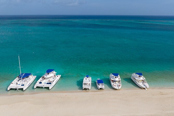 Half Day Private Boat Tour in Caicos Island - Onboard Lunch, Rum Punch, and the Stuff That Makes It Worth It