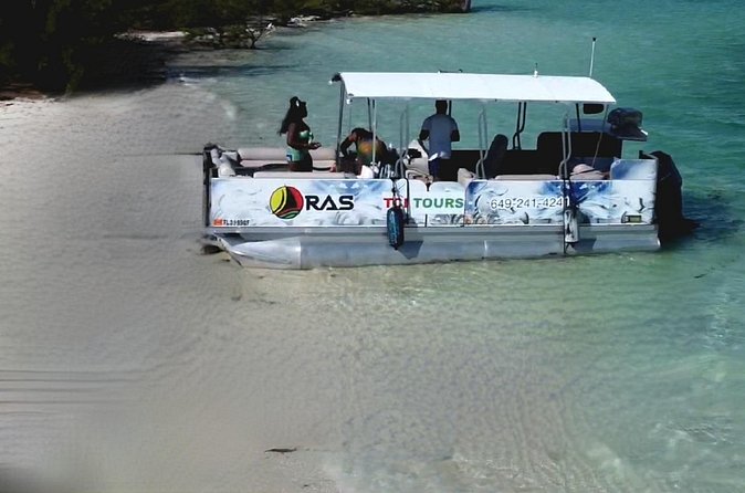 Half Day Private Charters in Iguana Island for 8pax - A Private Pontoon Charter That Feels Built for Groups