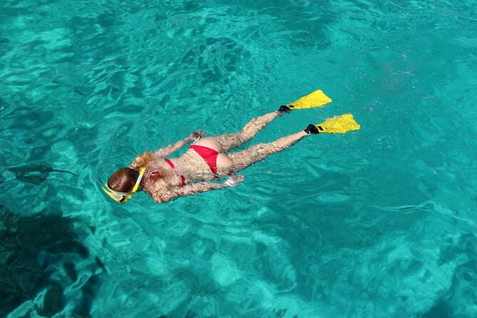 Half Moon Bay Jet Ski Tour & Snorkeling the La Famille Shipwreck - Snorkeling on the Caicos Banks, what’s included and how to stay realistic