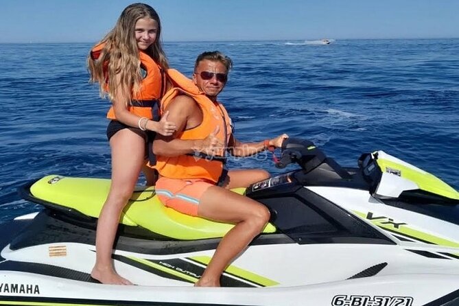 Jet Ski Fest in Turks and Caicos Islands - The On-Water Plan: How the Ride Moves From Speed to Stops