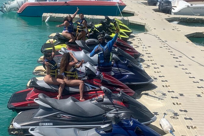 Lunch Seafari to pristine cays, shipwreck and lunch at TIKI BAR - Price and value: how $534 per group holds up, and what you add on