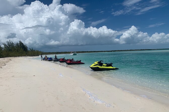 Lunch Seafari to pristine cays, shipwreck and lunch at TIKI BAR - Weather matters more than you think