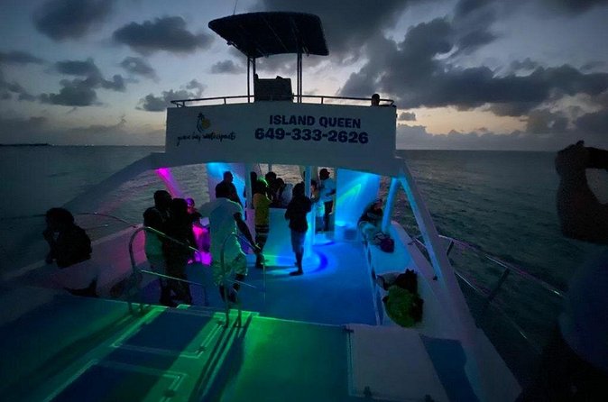 Noahs Ark Catamaran Trip - Adult-Only Sunday Fun, With a Party-Ready Crowd