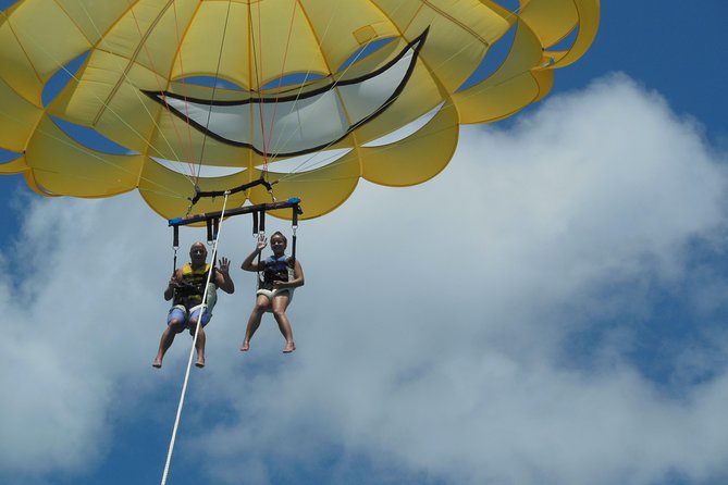 Parasailing Grand Turk - Price and value: what $85 buys on Grand Turk