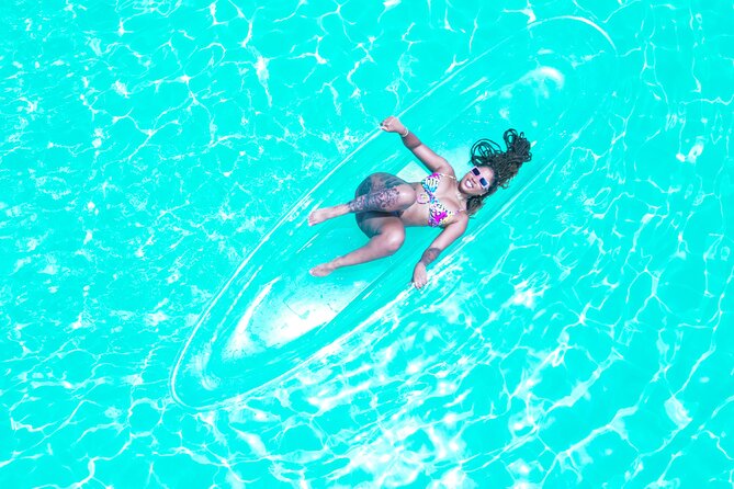 Premium Clear Kayak Shoot Grand Turk Island - Entering the clear-water photo moment on Grand Turk