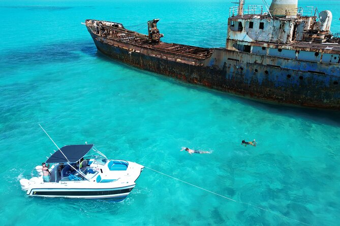 Private Boat Island Hopping & Snorkeling in Turks & Caicos 4Hrs - Key points at a glance