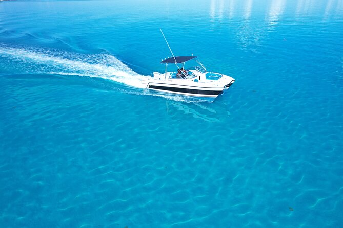 Private Boat Island Hopping & Snorkeling in Turks & Caicos 4Hrs - Pine Cay sandbars between Fort George and Pine Cay