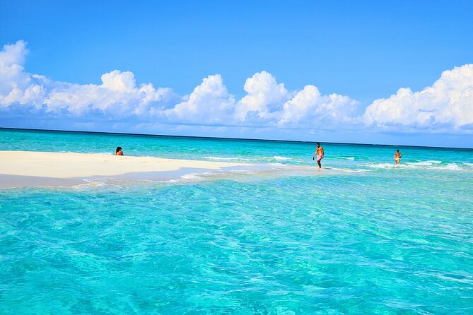 Private Boat Tour with Snorkeling, Island Hopping, and Noahs Ark - Long Bay Beach and the shipwreck photo stop
