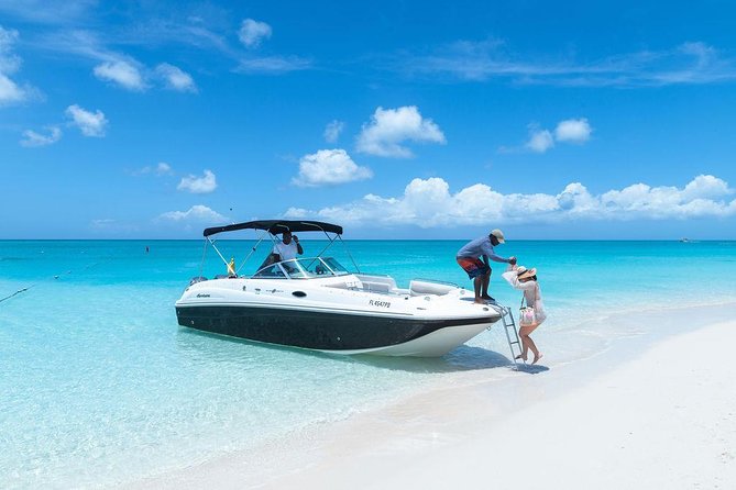 Private Boat Tours to outer islands, snacks drinks- snorkel- cruise! - Why a private Grace Bay boat and snorkel day beats staying on the beach