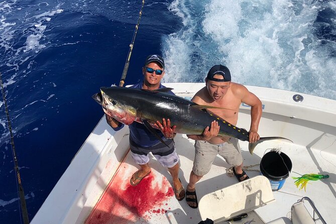 Private Full-Day Deep Sea Fishing Charter on "Wahooters" - The full-day flow from 8:00 am at Turtle Cove Marina