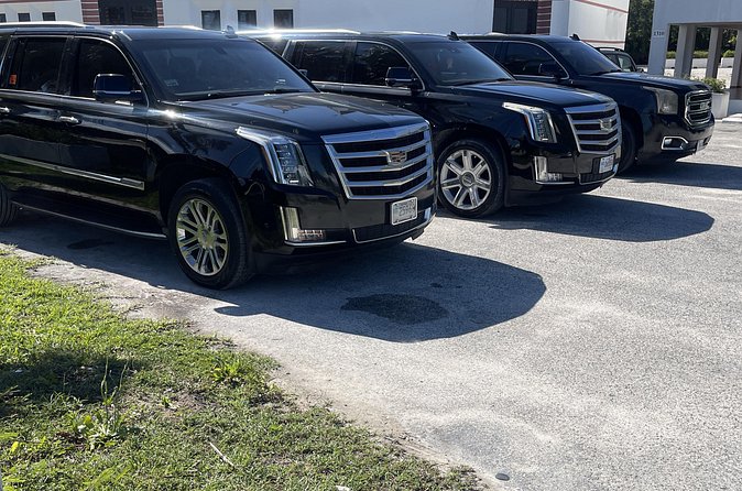 Private Luxury Airport Transportation RoundTrip - Pricing That Makes Sense, If You Travel Like a Small Group