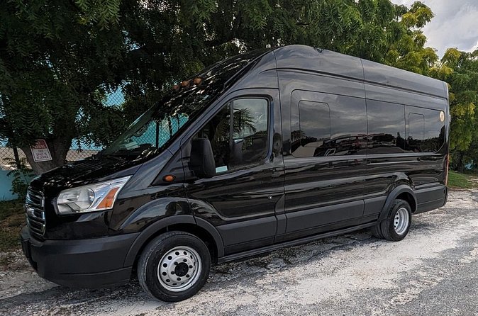 Private Luxury Transfer to/from Airport Turks and Caicos - Duration and Group Size: Planning for 15 to 30 Minutes That Feel Like Less