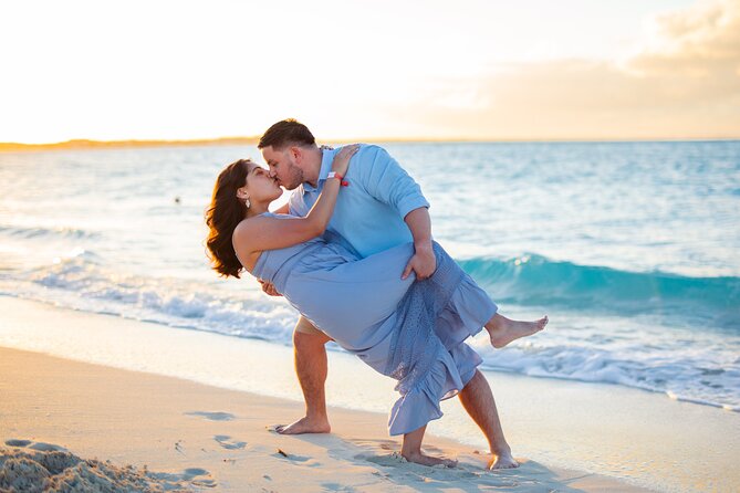 Private Photo shoot in Turks and Caicos - Where You Meet: Shay Café and Lounge at Le Vele Plaza