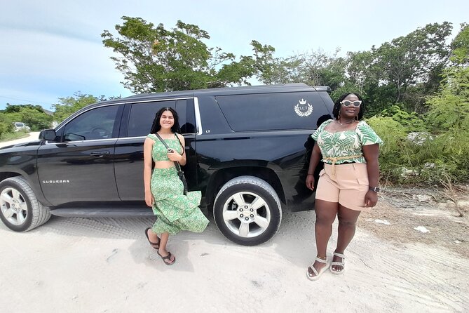 Providenciales Airport Private Transfer (Round trip) - Dropping you in Providenciales, TKCA 1ZZ