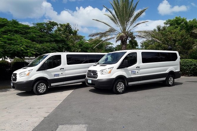 Providenciales Private Group Round Trip Airport Transfer - After Landing at PLS: How the Dispatcher Pickup Works