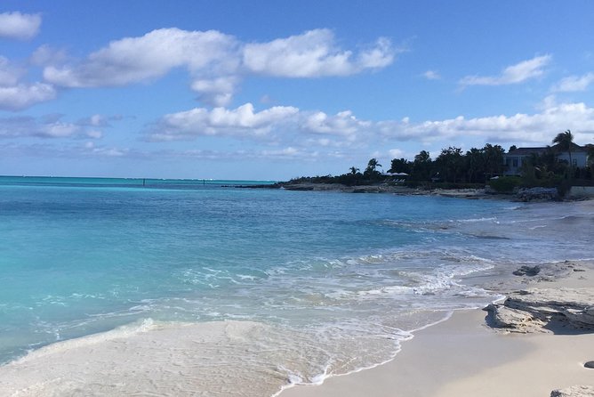 Providenciales Unmissable Sightseeing Tour - The Hole and Blue Mountain: Icon Stops With Personality
