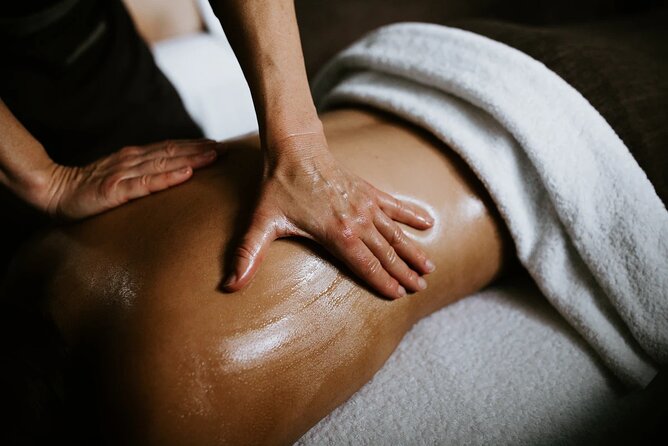 Relaxation and Therapy Massage in Paradise Turks and Caicos - The big wins: aromatherapy and thoughtful details