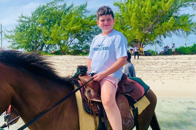 Shared Horseback Riding in Turks and Caicos - The 7P-JEY-HORSE Start Point and How the Shuttle Changes Your Day
