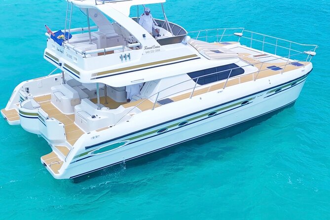 Turks and Caicos Half-Day Luxury Private Yacht Charter - Snorkeling the Barrier Reefs, What to Expect Underwater