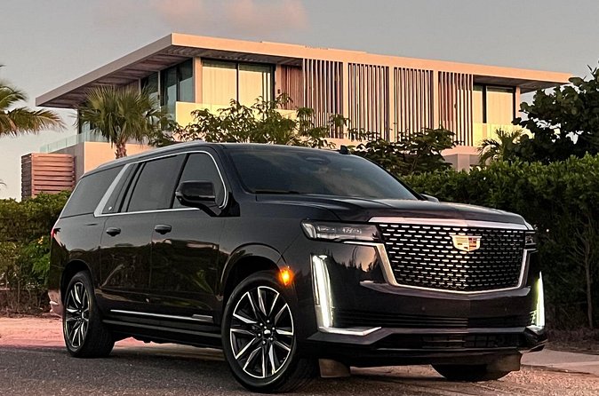 Turks and Caicos Private SUV Airport Transportation - Airport pickup timing, flight delays, and the real 30-minute ride