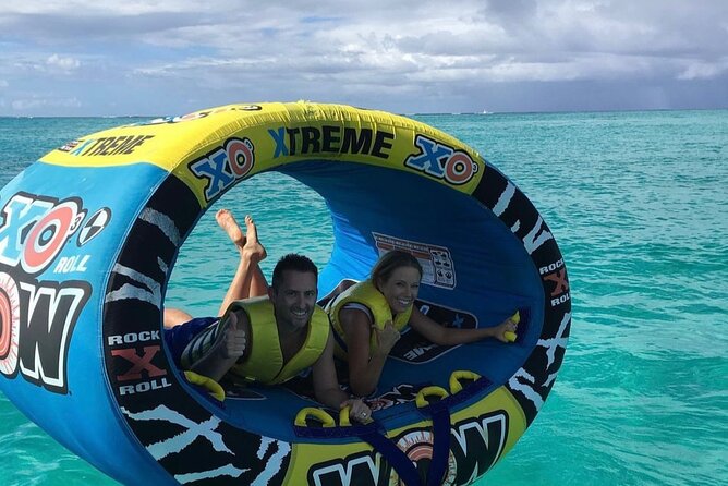 Wow Extreme Tube on Gracebay Beach Turks and Caicos Islands - WOW Extreme Tube on Grace Bay, what the ride feels like